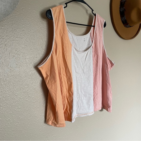 Juniors Women’s BP. Tri Block Colored Super soft lightweight short tank top - Picture 1 of 6